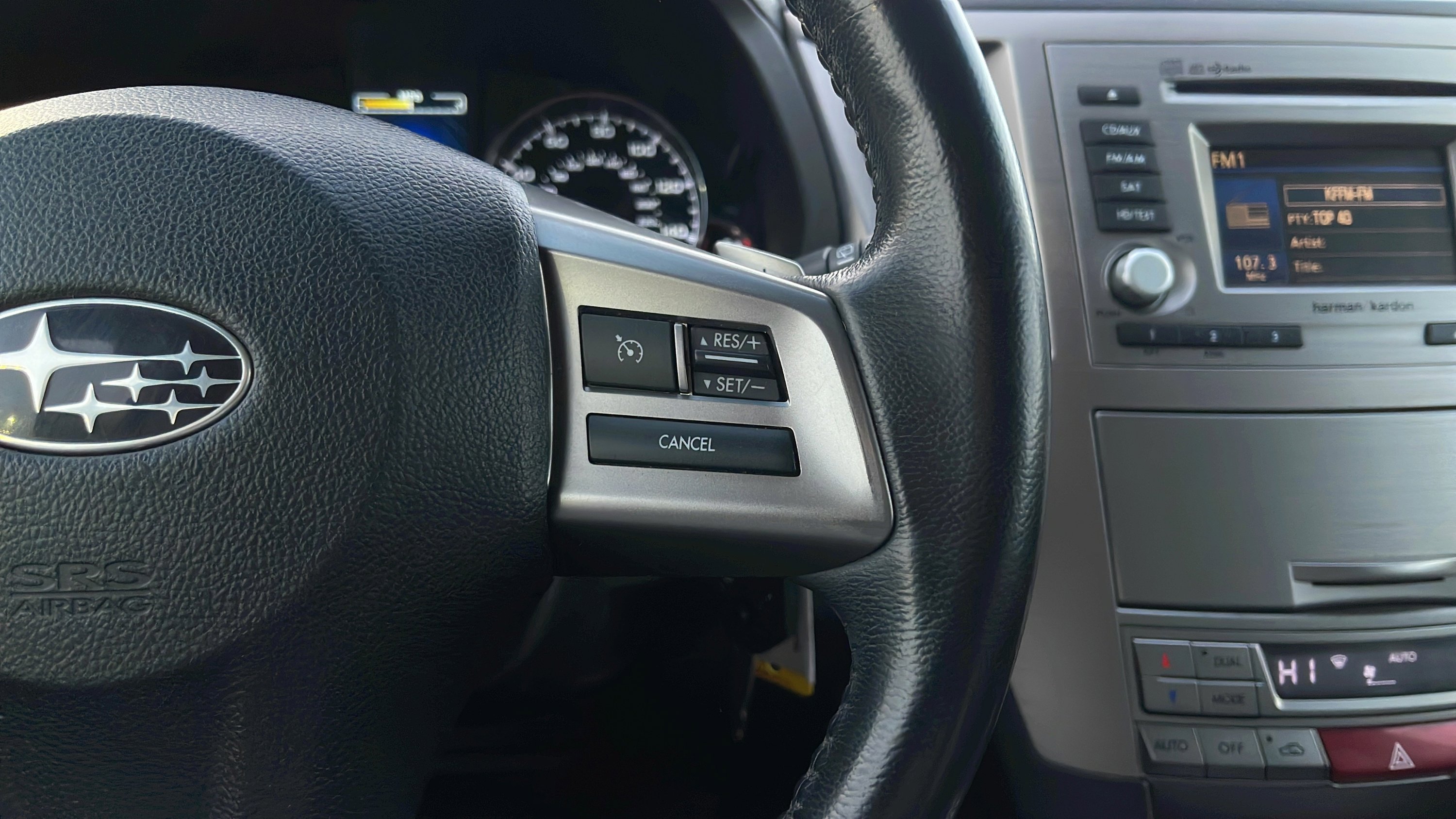 Used 2014 Subaru Outback 2.5i Limited w/ Moonroof Package image 11