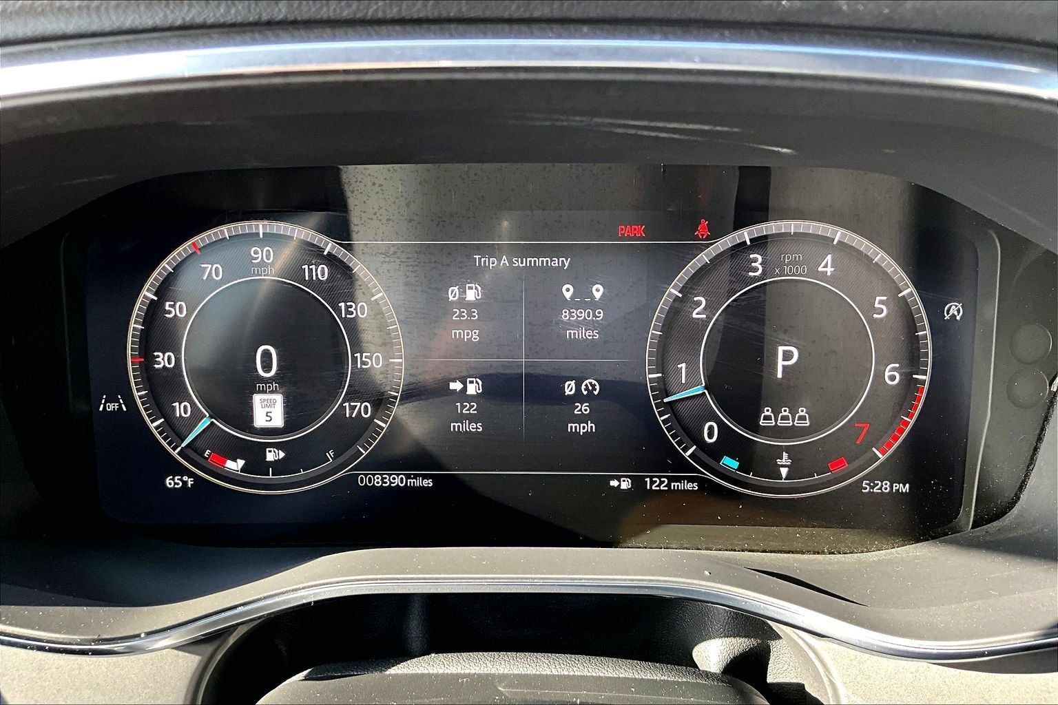 Certified 2025 Jaguar F-PACE R-Dynamic S AWD/4WD image 19