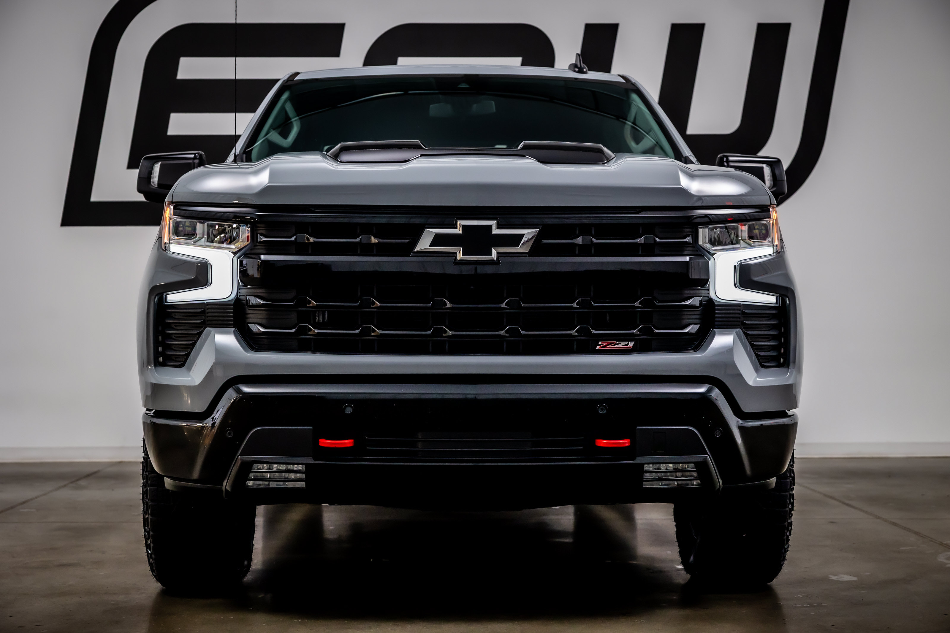 Used 2024 Chevrolet Silverado 1500 LT Trail Boss w/ LT Trail Boss Premium Package AWD/4WD image 4