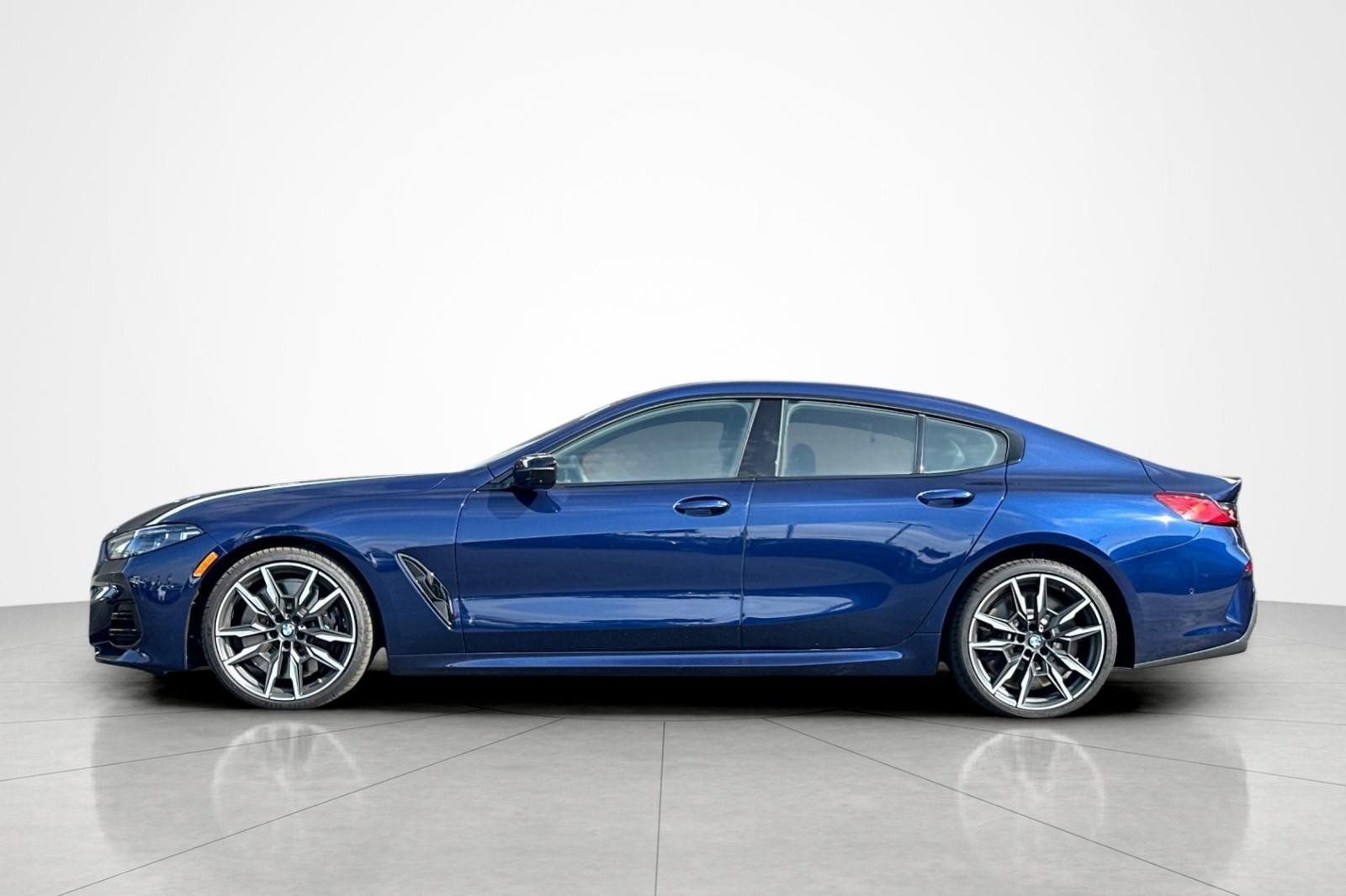 New 2026 BMW M850i xDrive AWD/4WD image 2