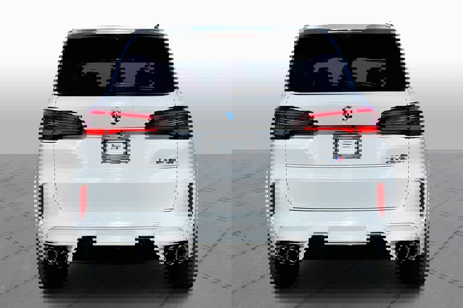 Used 2022 BMW X5 M w/ Executive Package image 4