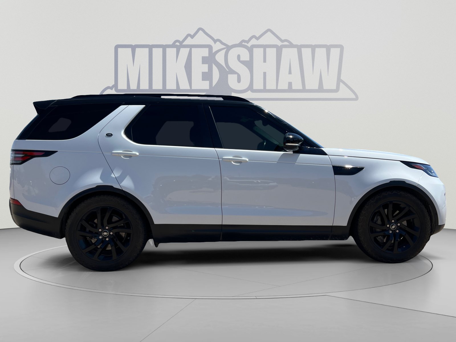 Used 2020 Land Rover Discovery HSE AWD/4WD image 6