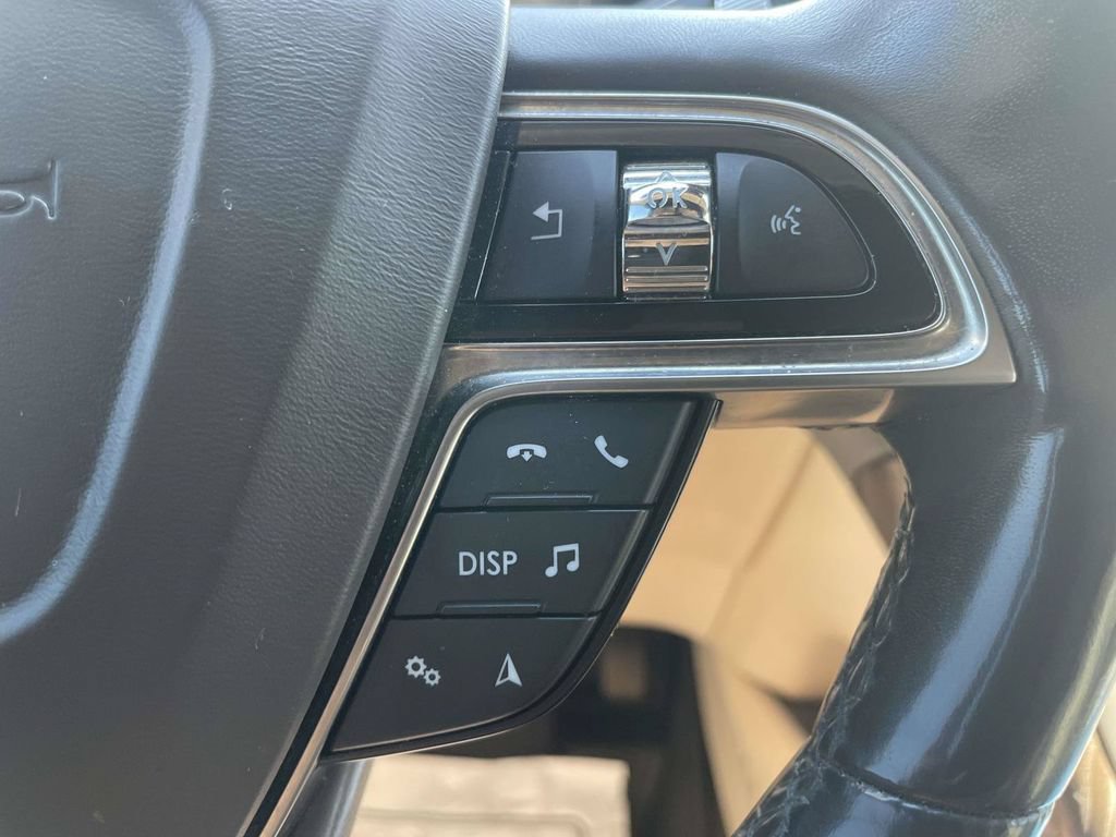 Used 2019 Lincoln Nautilus Select FWD image 25