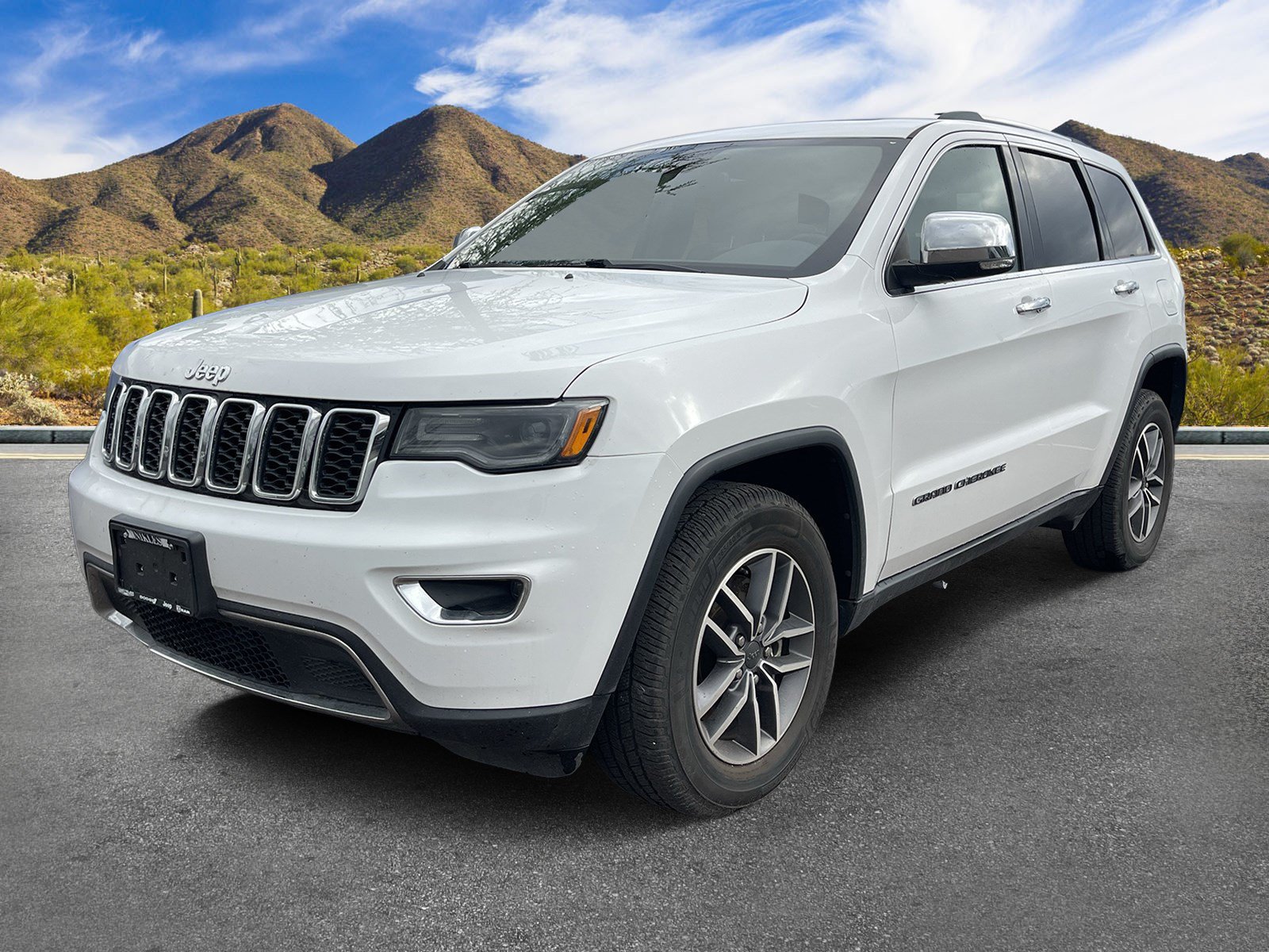Used 2021 Jeep Grand Cherokee Limited w/ Luxury Group II AWD/4WD image 2