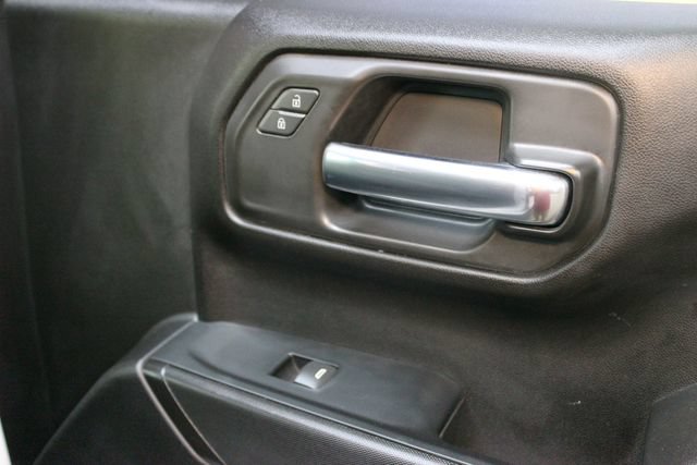 Used 2024 Chevrolet Silverado 1500 Custom w/ LPO, Dark Essentials Package AWD/4WD image 9