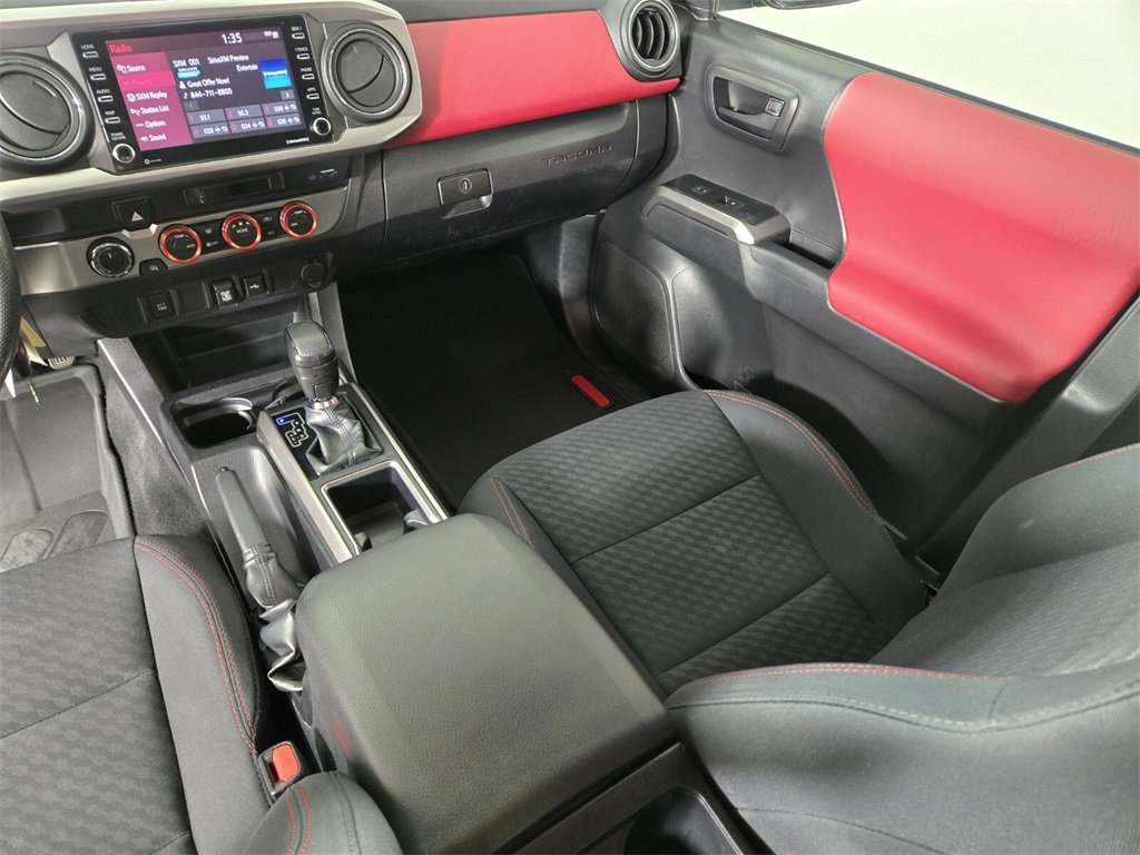 Used 2022 Toyota Tacoma SR5 image 17