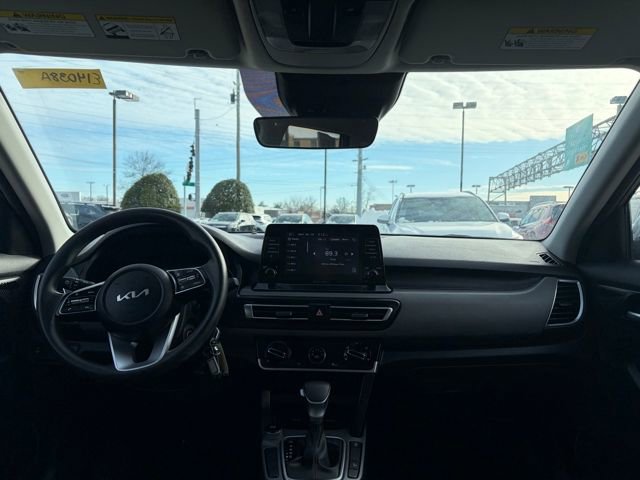 Certified 2023 Kia Seltos LX image 13