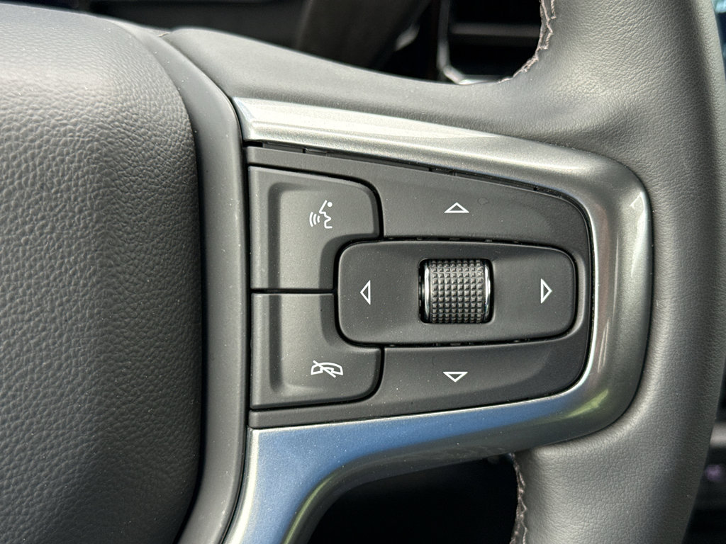 Used 2026 Chevrolet Silverado 1500 RST AWD/4WD image 23