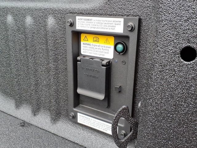 New 2026 Ford F250 Lariat w/ Black Appearance Package image 8