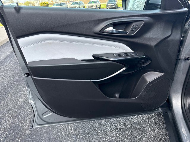 Used 2026 Chevrolet Trax LT w/ Driver Confidence Package image 14