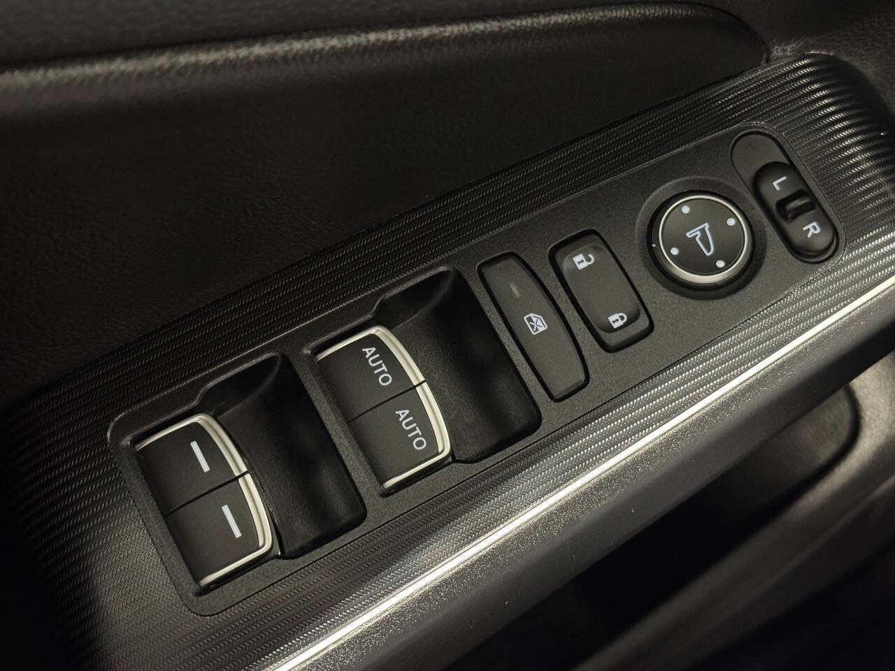 Used 2024 Honda Civic Touring image 31