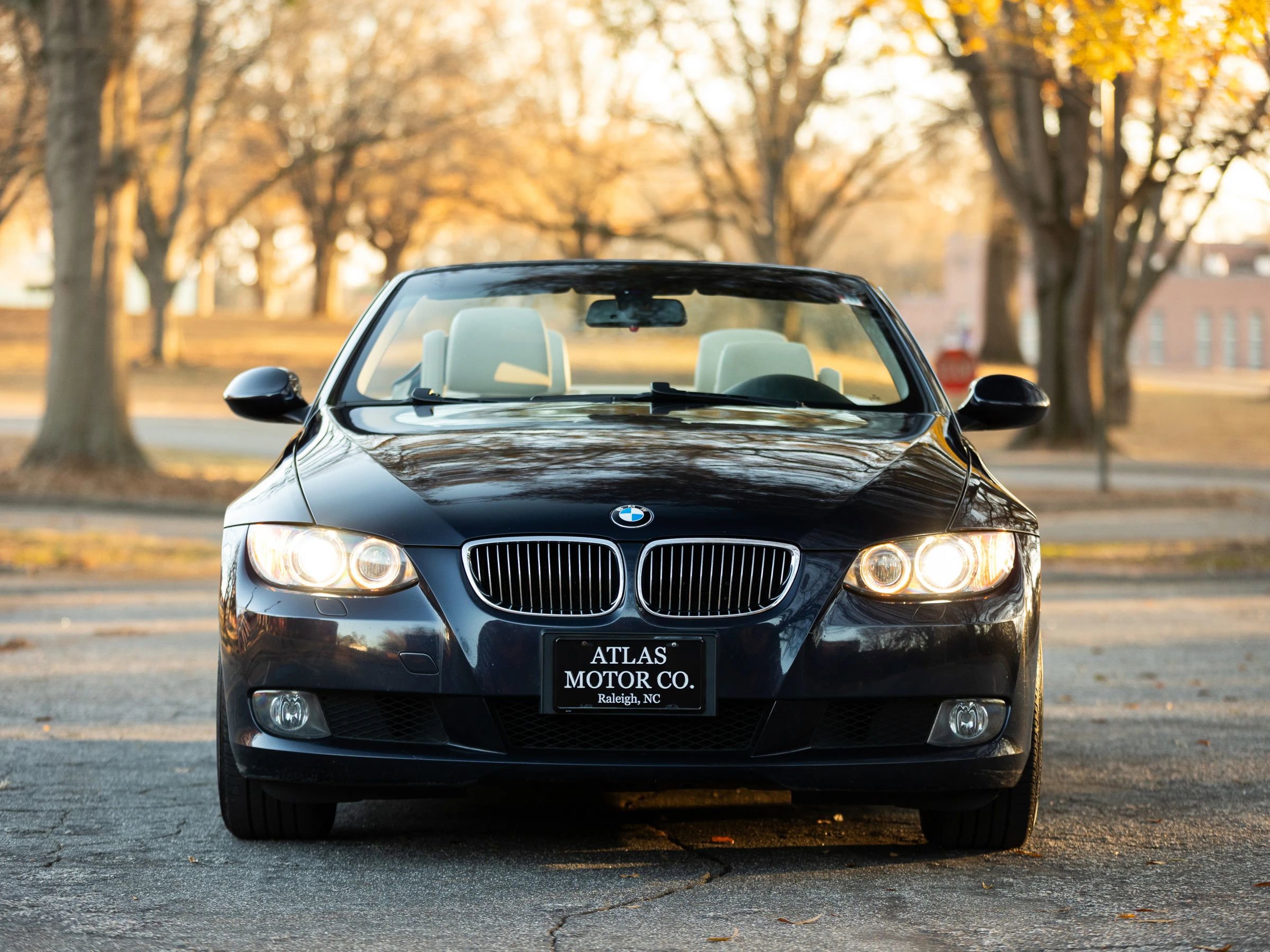Used 2009 BMW 328i Convertible image 4