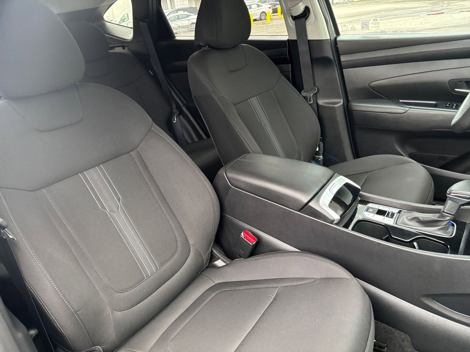 Used 2025 Hyundai Tucson SEL FWD image 36