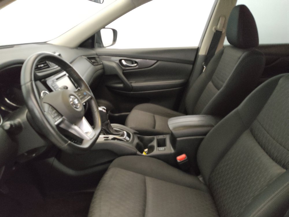 Used 2019 Nissan Rogue SV w/ Premium Package AWD/4WD image 17