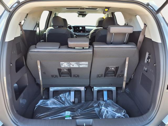 New 2026 Kia Carnival SX FWD image 26