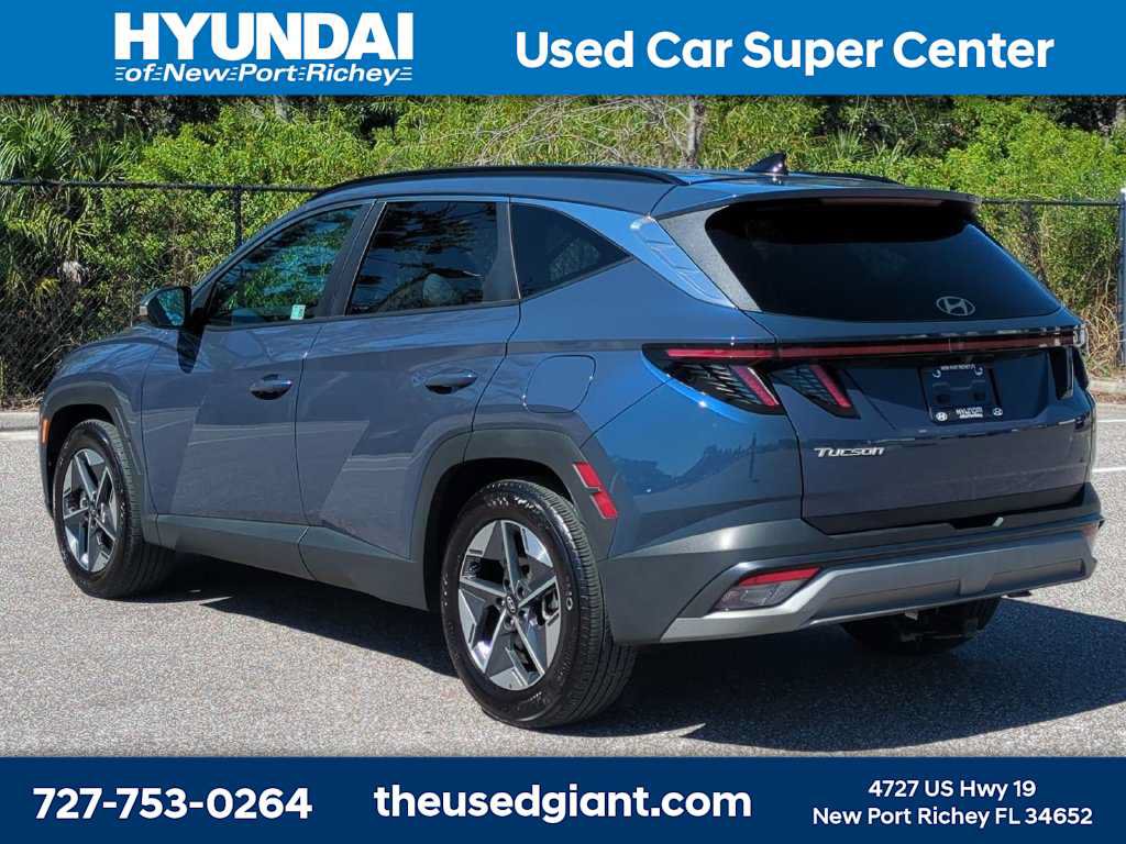 Used 2025 Hyundai Tucson SEL FWD image 3