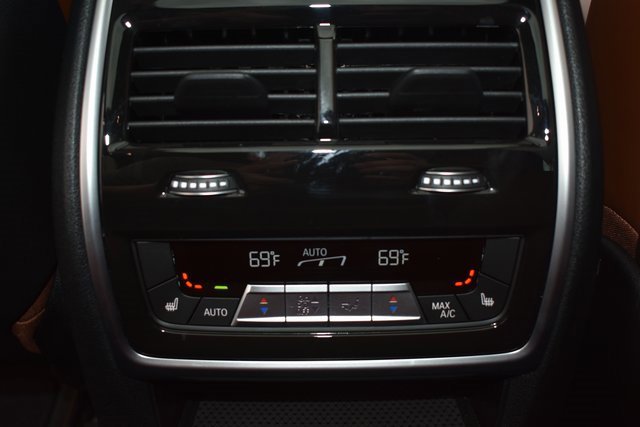 Used 2024 BMW X5 M60i image 37