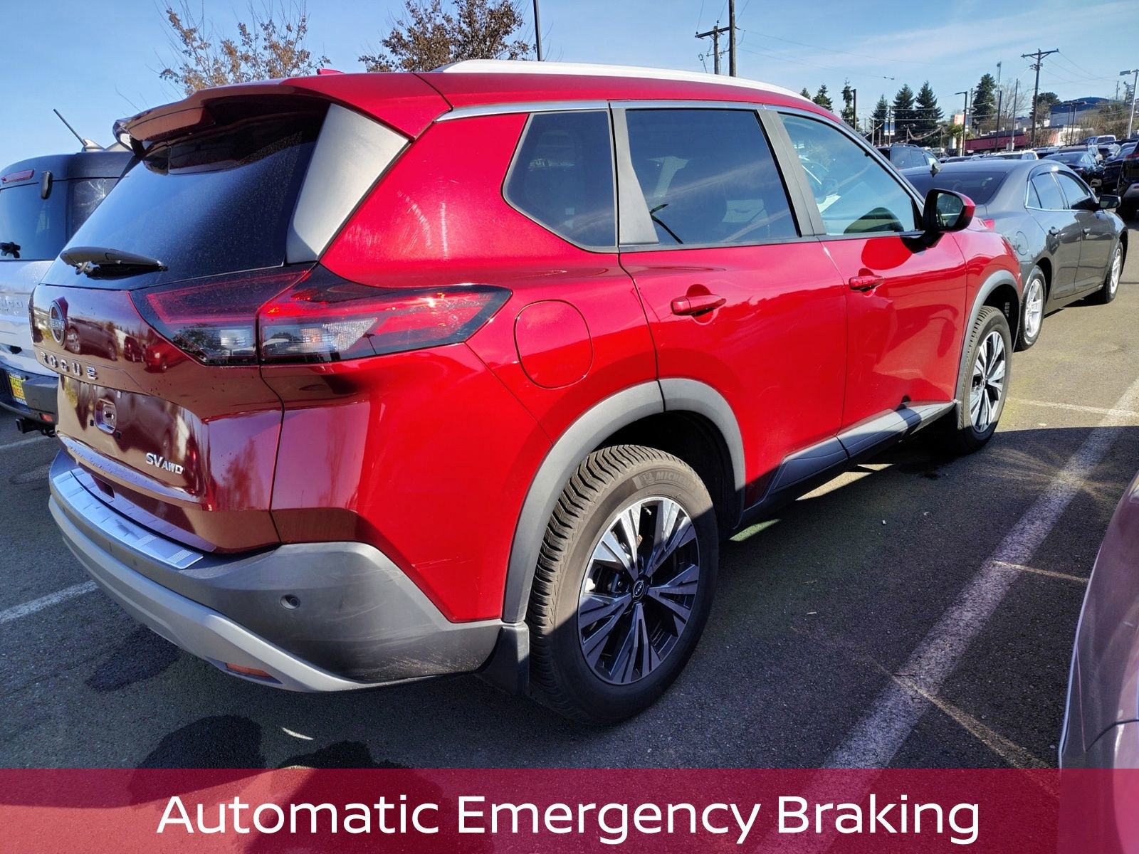 Used 2023 Nissan Rogue SV w/ SV Premium B Package image 4
