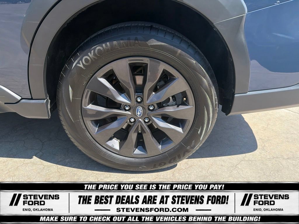 Used 2025 Subaru Outback Onyx Edition AWD/4WD image 11