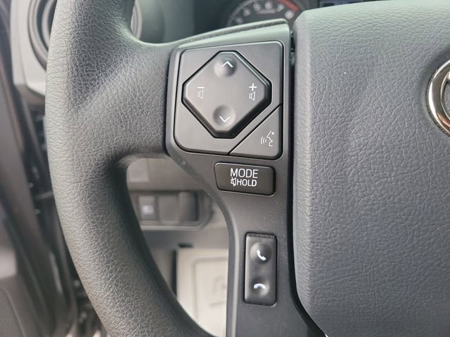 Used 2020 Toyota Tacoma SR AWD/4WD image 15