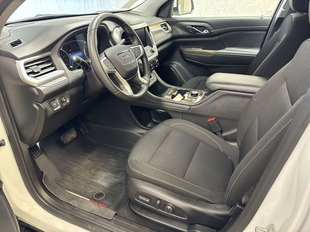 Certified 2023 GMC Acadia SLE w/ Driver Convenience Package image 11