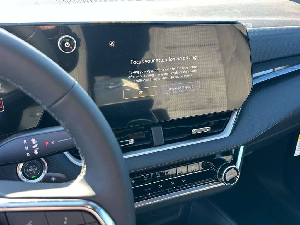 New 2026 Chevrolet Equinox LT w/ LPO, Floor Liner Package image 22