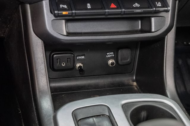 Used 2022 Chevrolet Colorado LT w/ Fleet Safety Package RWD image 19