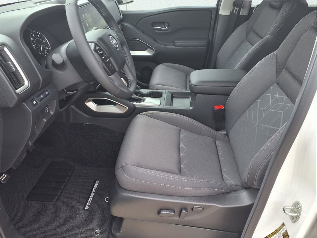 New 2026 Nissan Frontier SV w/ SV Convenience Package RWD image 12