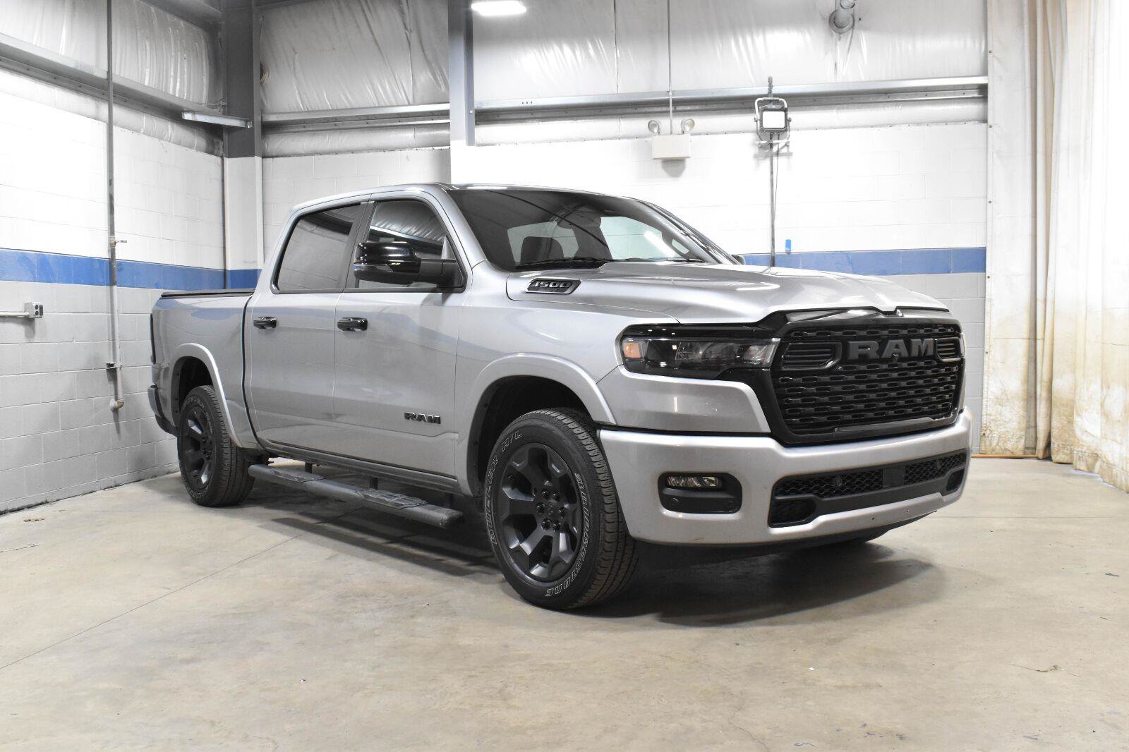 Used 2025 RAM 1500 Big Horn AWD/4WD image 26
