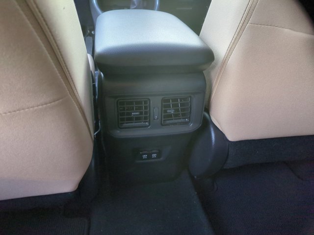 Used 2019 Toyota RAV4 XLE image 17