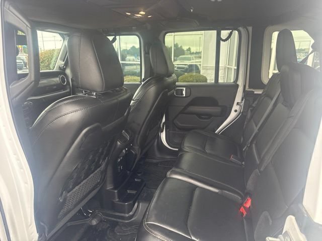 Used 2021 Jeep Wrangler Unlimited Rubicon w/ Trailer Tow Package AWD/4WD image 17