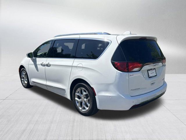 Used 2018 Chrysler Pacifica Limited w/ Advanced Safetytec Group FWD image 8