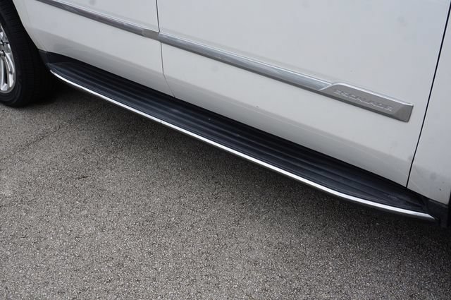 Used 2019 Cadillac Escalade ESV Luxury RWD image 21