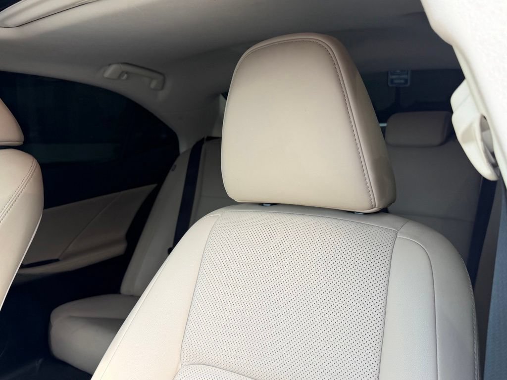 Used 2019 Lexus IS 300 w/ Premium Package RWD image 22