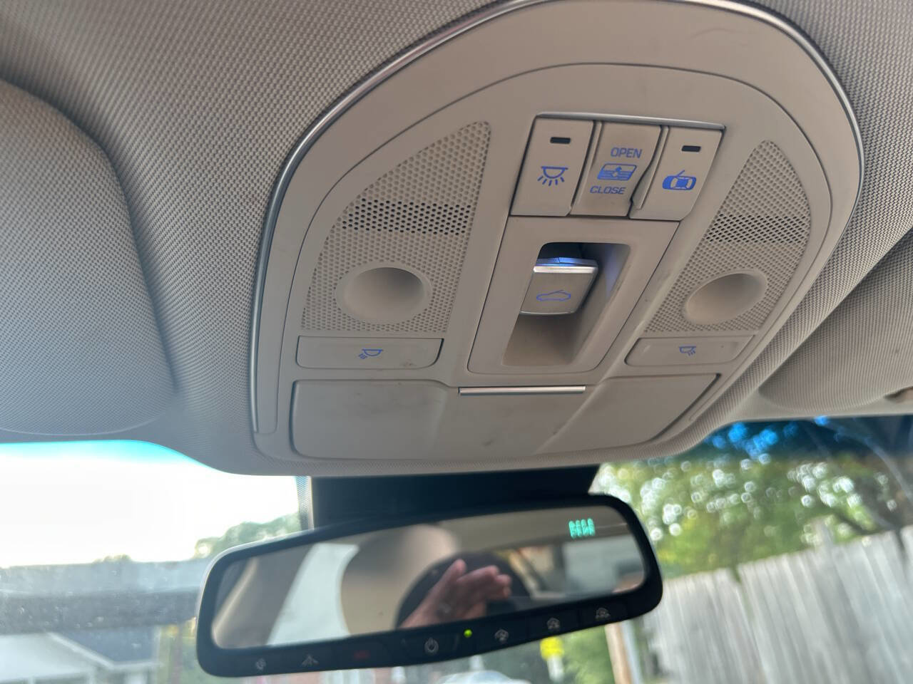 Used 2017 Genesis G80 3.8 w/ Option Group 03 image 38