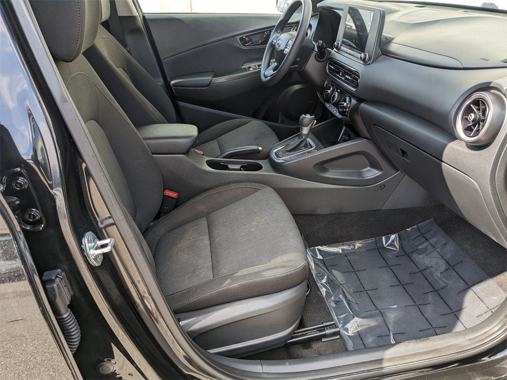 Used 2022 Hyundai Kona SEL image 27