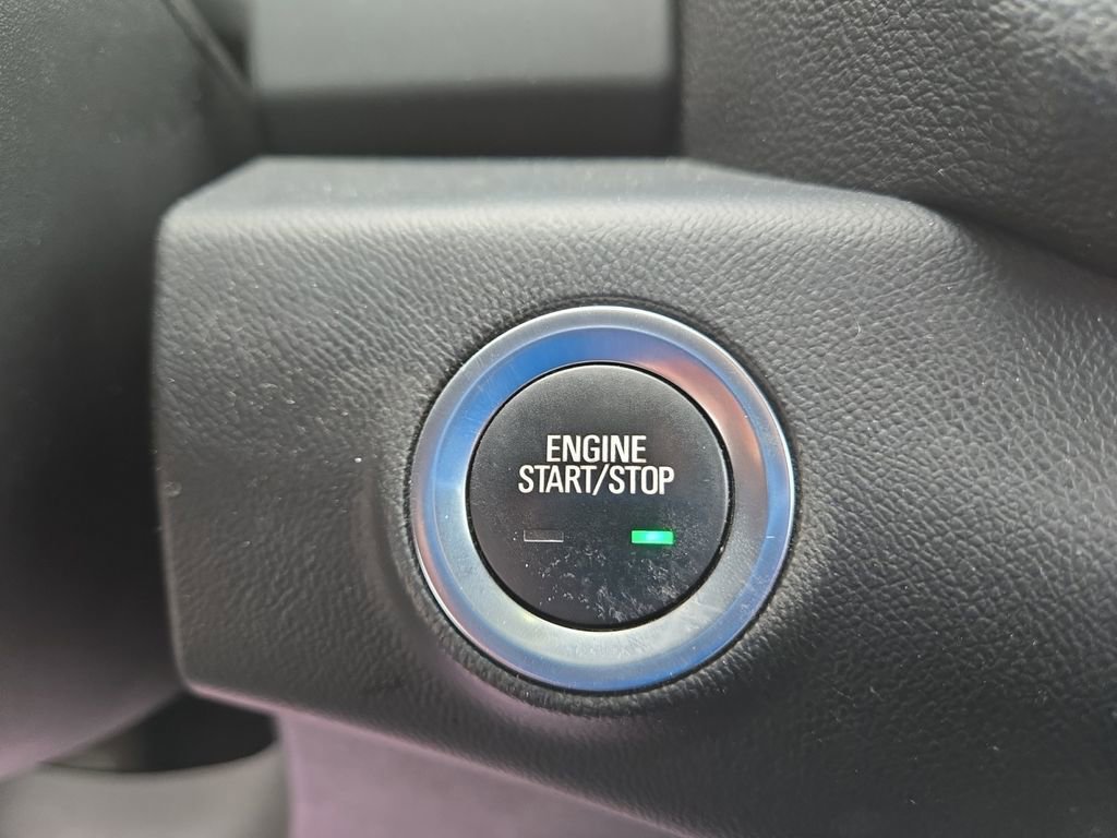 Used 2023 GMC Terrain SLE w/ Driver Convenience Package AWD/4WD image 29