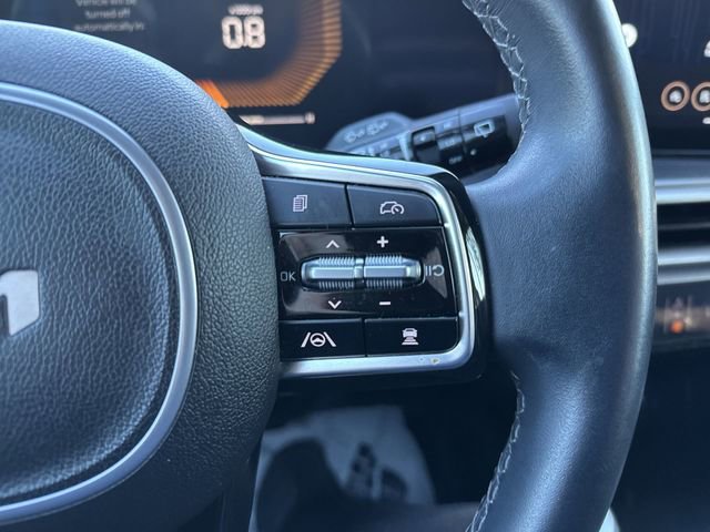 Used 2024 Kia Sorento S image 22