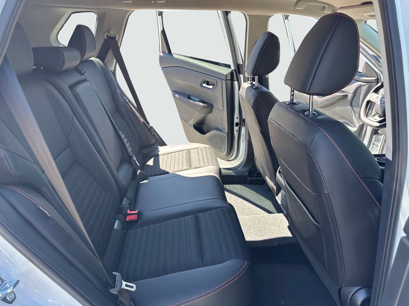 New 2026 Nissan Rogue SV AWD/4WD image 36