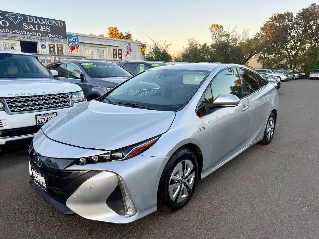 Used 2018 Toyota Prius Prime Premium image 1