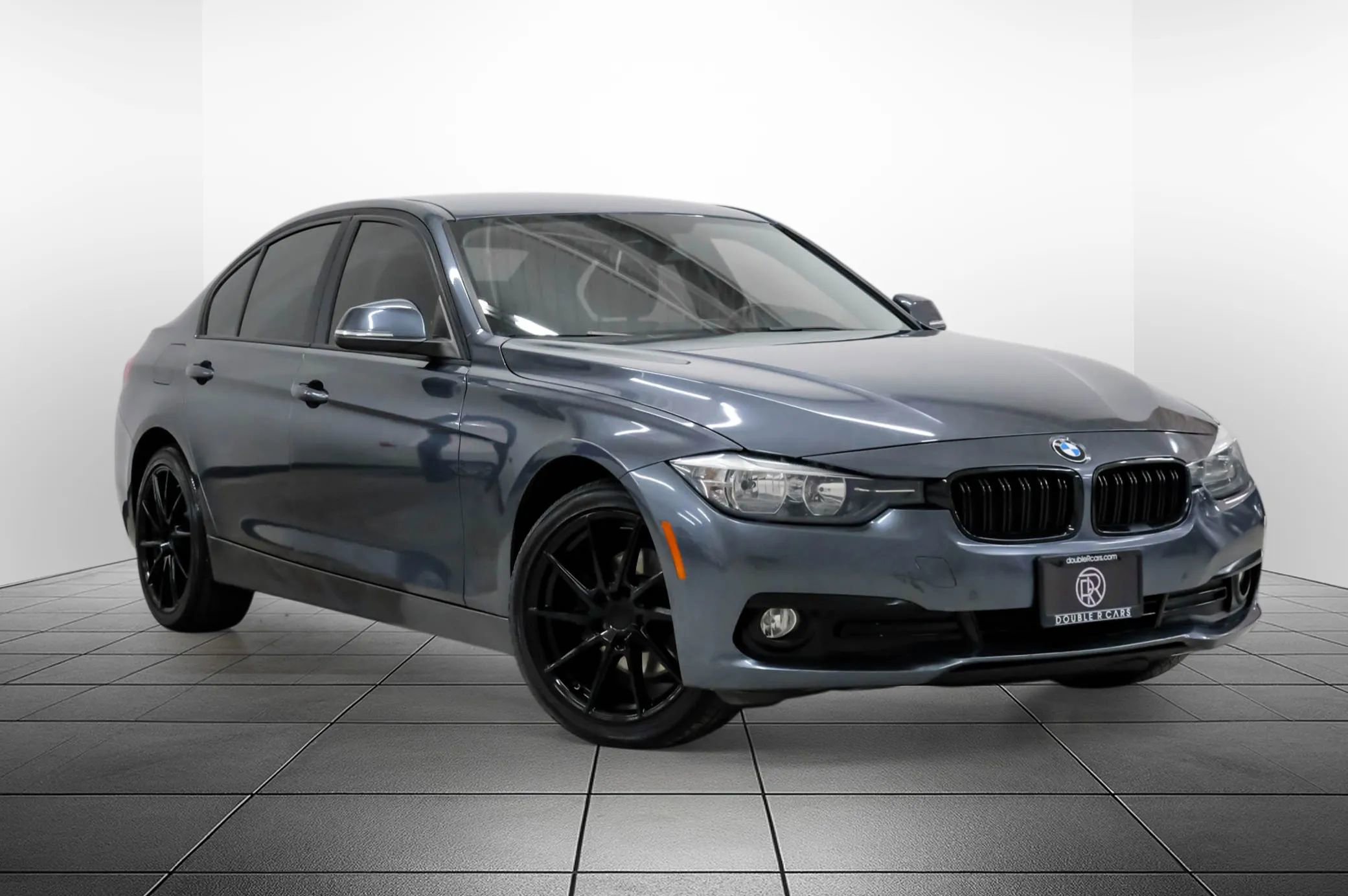 Used 2016 BMW 320i xDrive Sedan AWD/4WD image 6