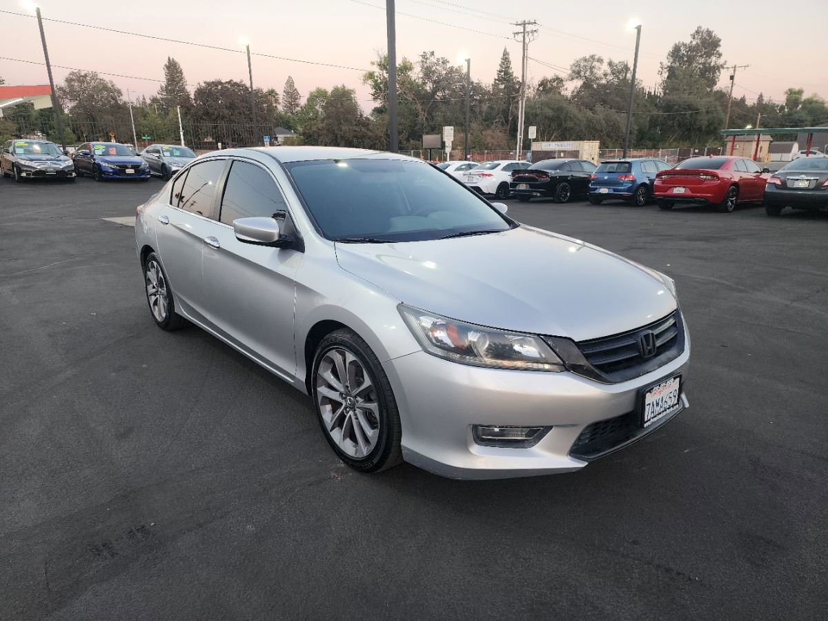 Used 2013 Honda Accord Sport image 7