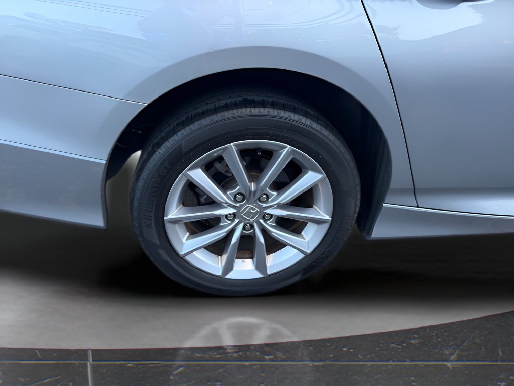 Used 2021 Honda Accord LX image 12