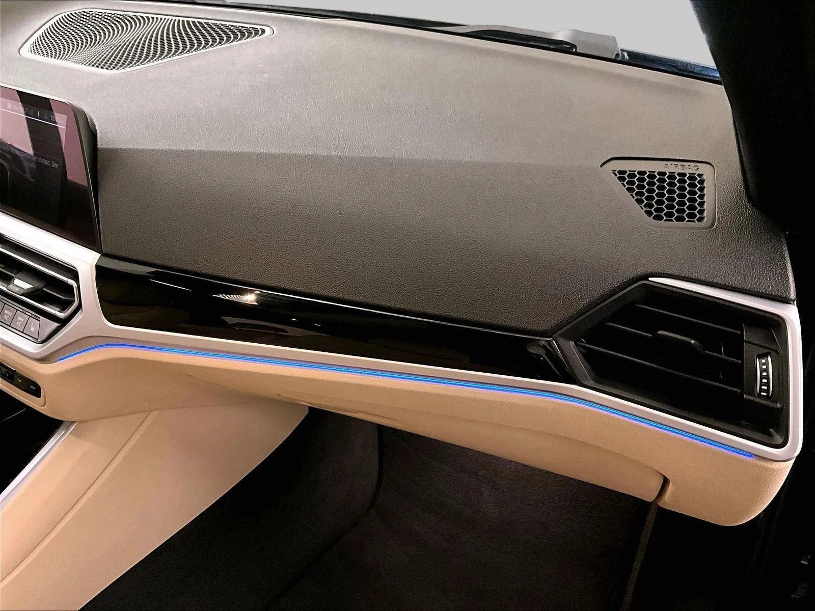 Used 2019 BMW 330i xDrive Sedan w/ Driving Assistance Package image 15