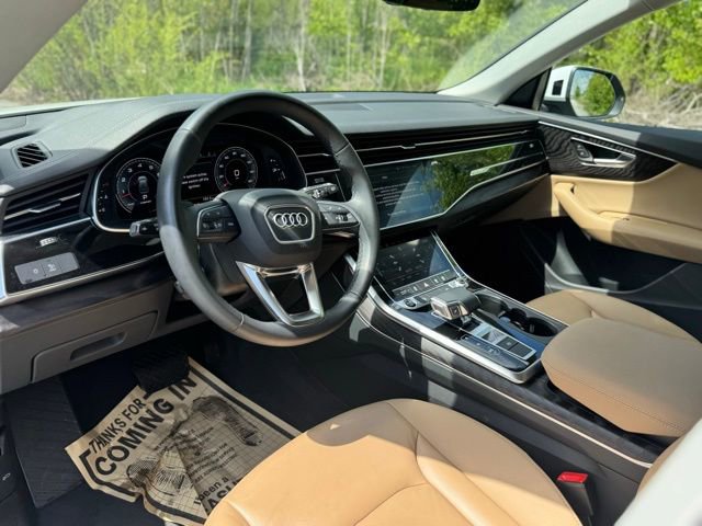 Used 2023 Audi Q8 Premium w/ Convenience Package AWD/4WD image 10
