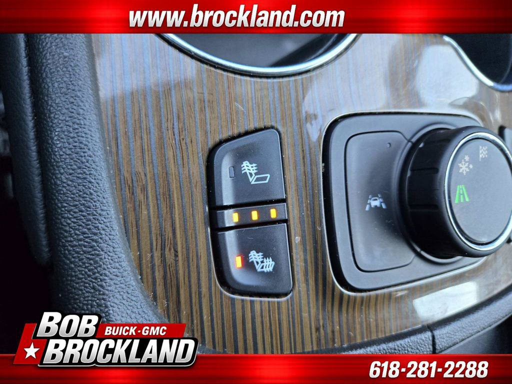 Used 2023 GMC Acadia SLE w/ Driver Convenience Package image 32