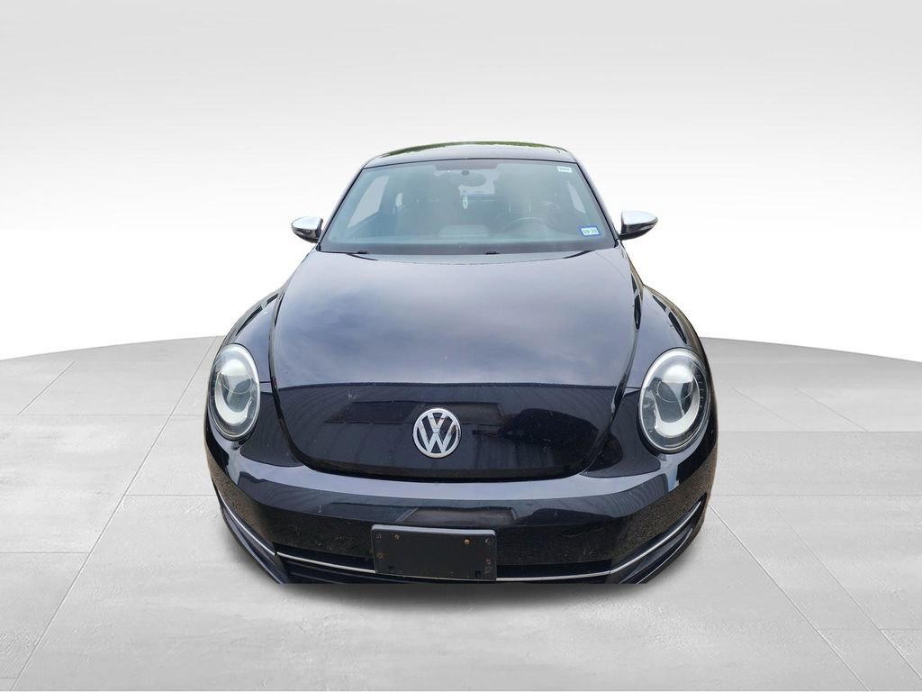 Used 2013 Volkswagen Beetle 2.0T FWD image 8