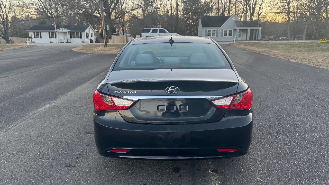 Used 2013 Hyundai Sonata GLS w/ Popular Equipment Pkg image 7