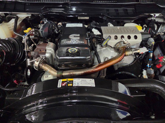 Used 2018 RAM 3500 SLT w/ Cold Weather Group image 96