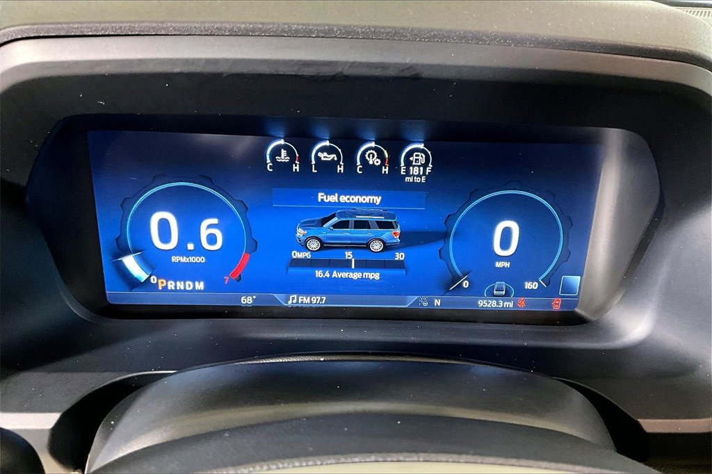 Used 2024 Ford Expedition Limited image 16